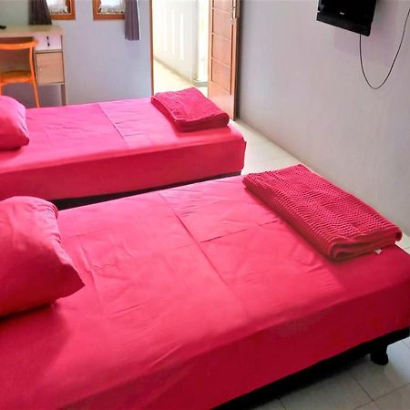 Nabila Syar'I Guest House Padalarang Esterno foto