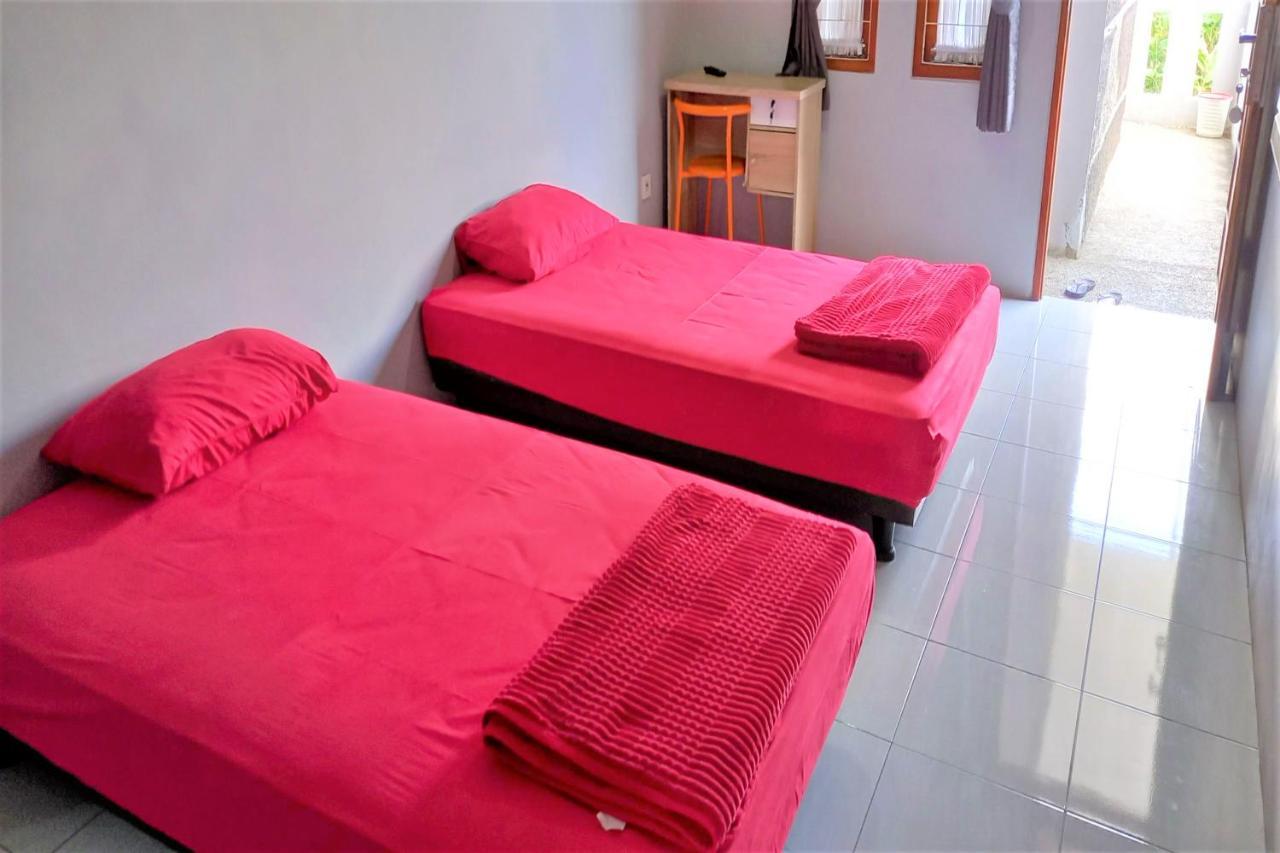 Nabila Syar'I Guest House Padalarang Esterno foto